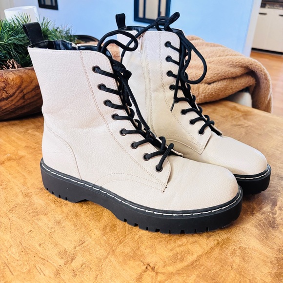 Sincerly Jules Shoes - Sold